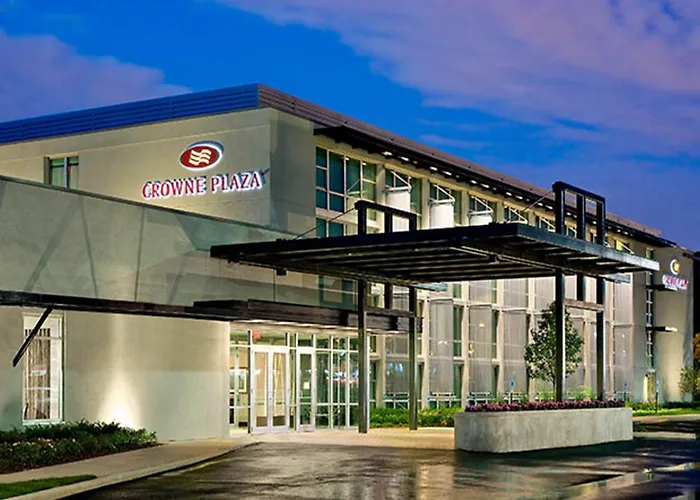 Crowne Plaza Hotel Glen Ellyn/Lombard