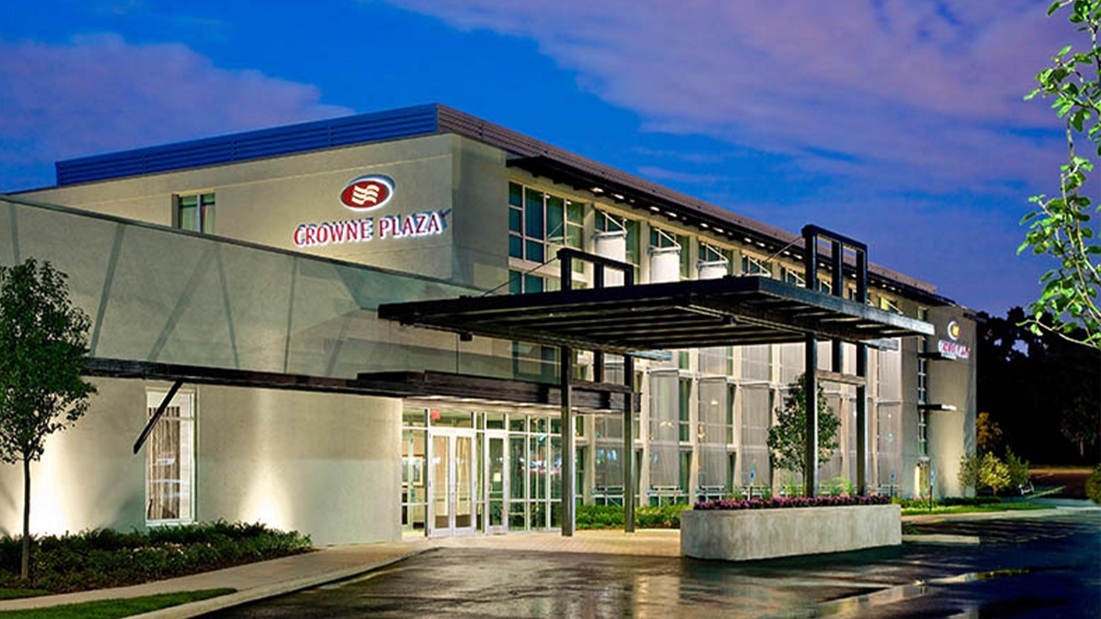 Crowne Plaza Glen Ellyn/lombard By Ihg 4*
