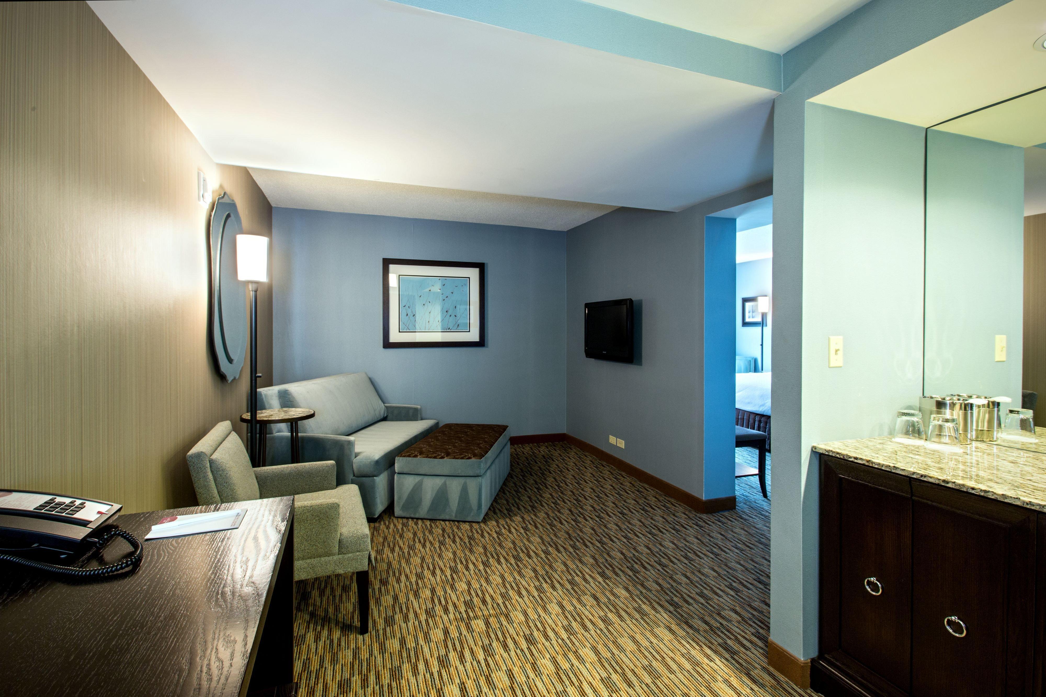 Crowne Plaza Glen Ellyn/lombard By Ihg Hotel Glen Ellyn