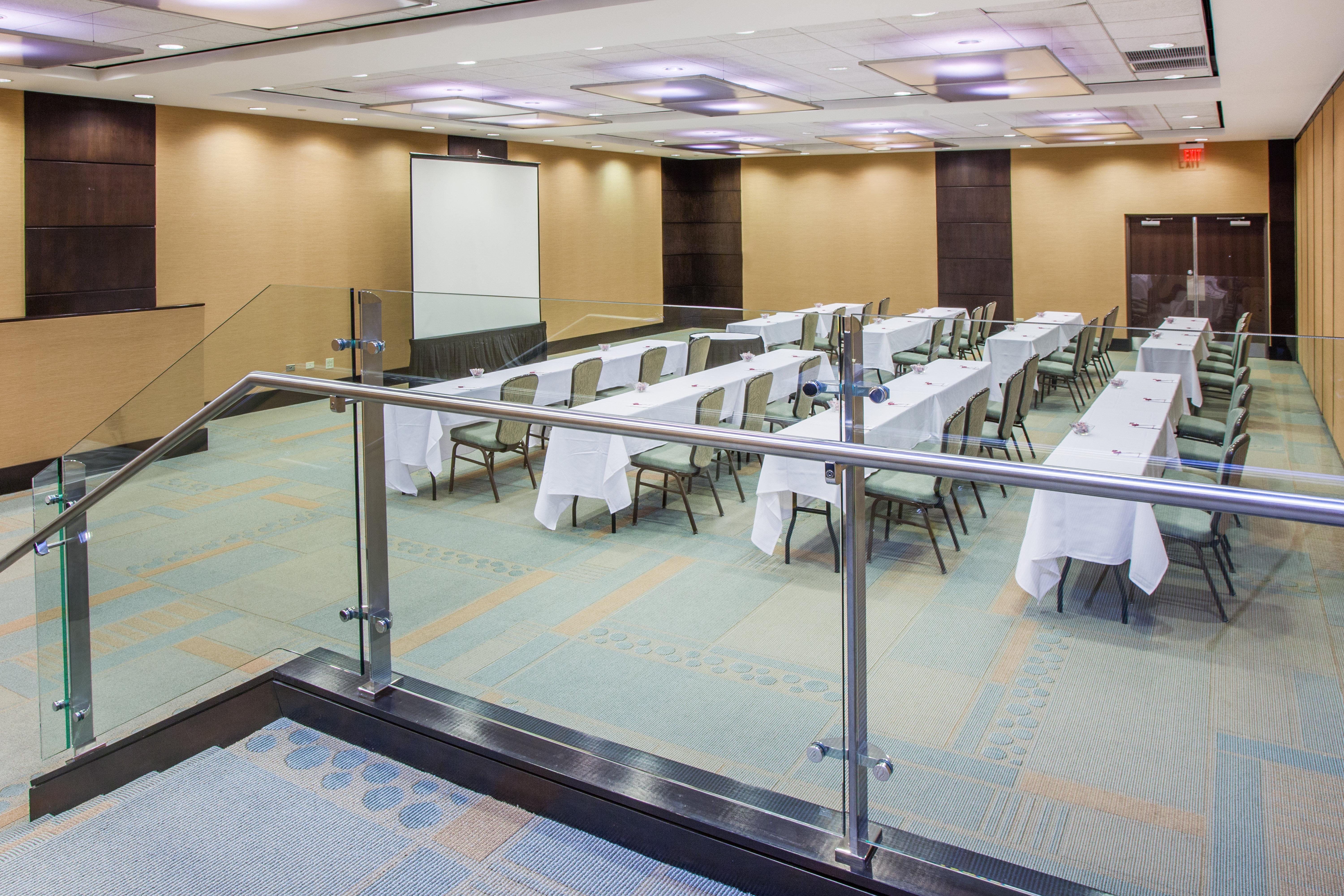 Crowne Plaza Glen Ellyn/lombard By Ihg 4*